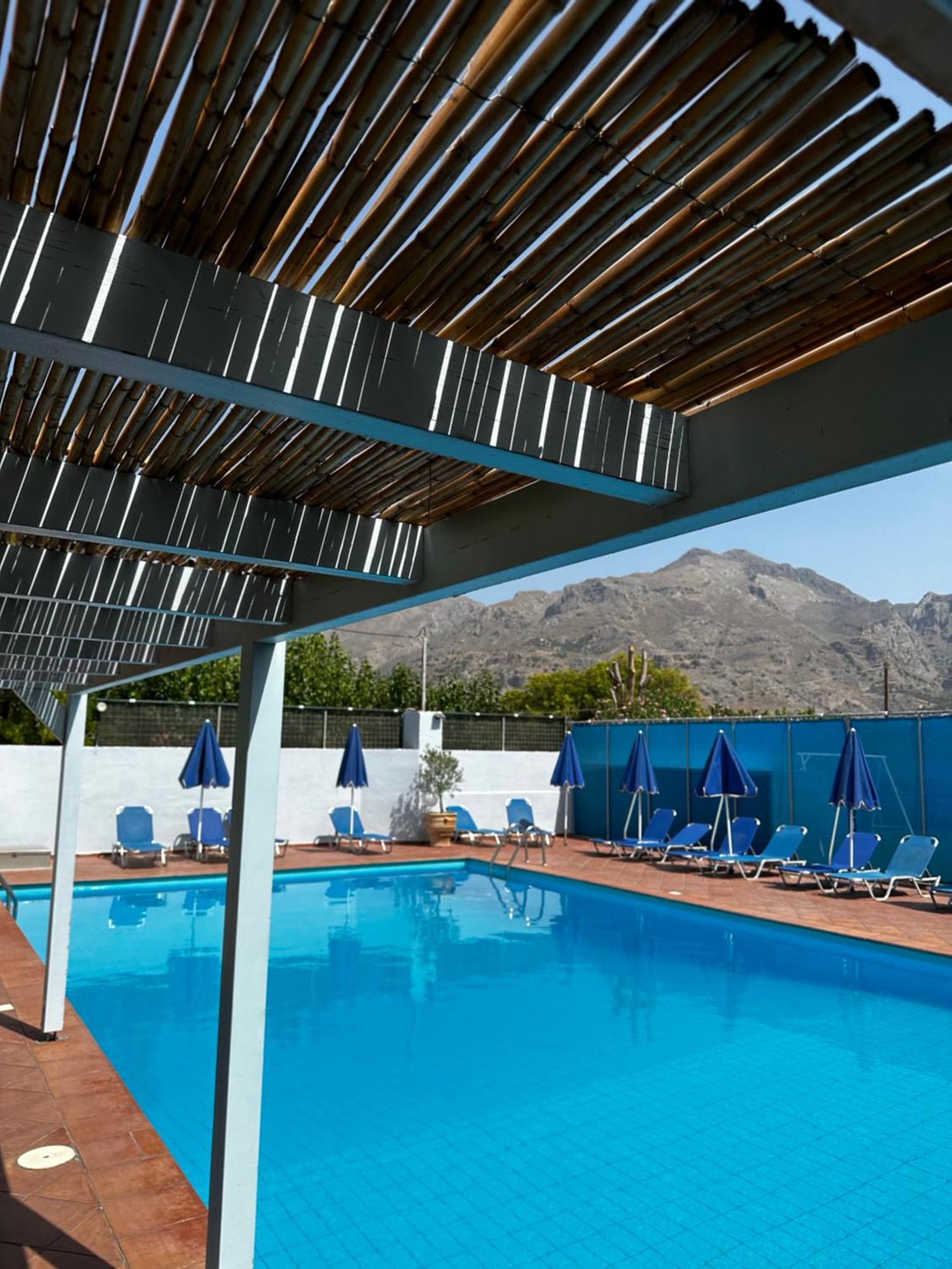 Blue Sky Apartment Frangocastelo ภายนอก รูปภาพ