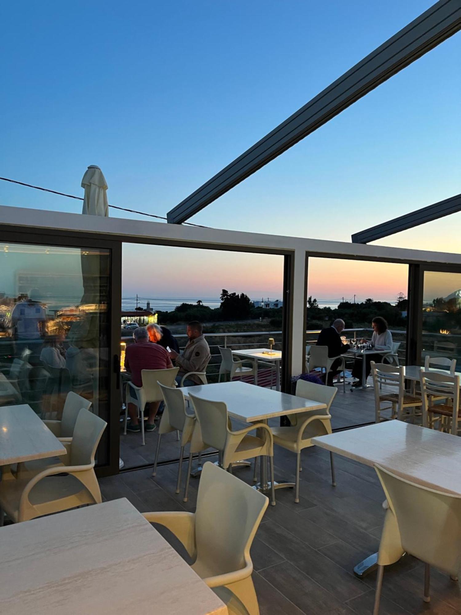 Blue Sky Apartment Frangocastelo ภายนอก รูปภาพ